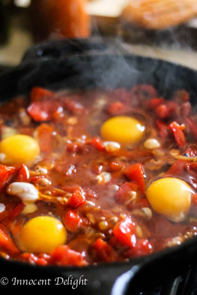 https://eatingeuropean.com/shakshouka-classic-mediterranean-breakfast/eggs-3/