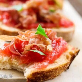 Pan con Tomate with crispy Prosciutto