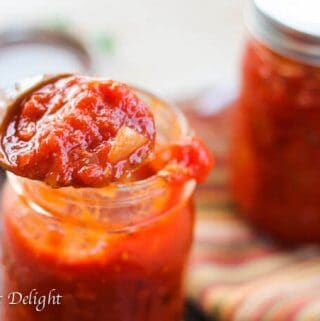 Easy Slow Cooker Tomato Sauce