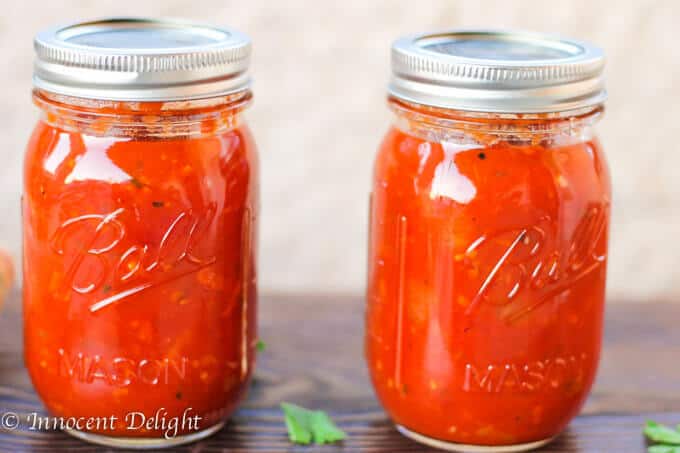 Easy Slow Cooker Tomato Sauce