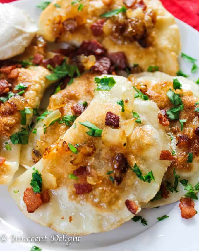 pierogi polonais authentique avec pommes de terre et fromage