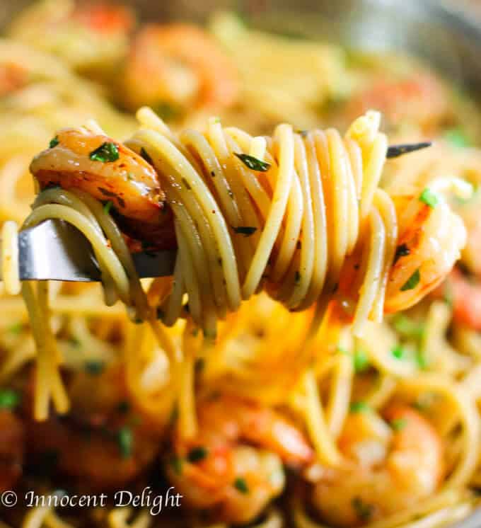 Shrimp Scampi Pasta on a fork