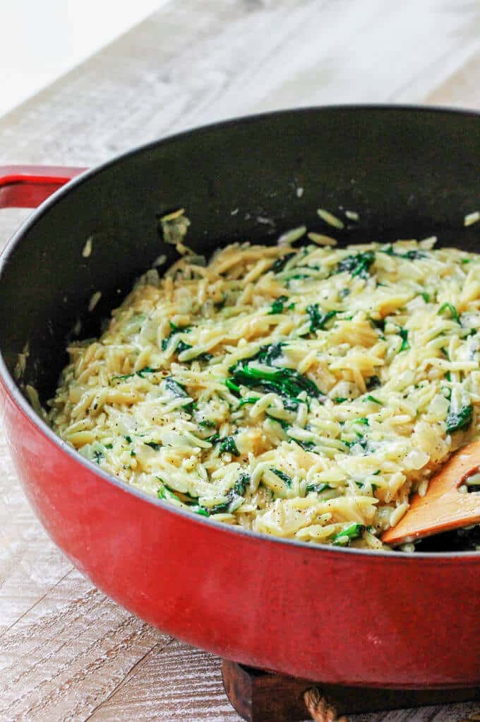 Parmesan Spinach Orzo can serve as a super quick and flavorful side dish, or a vegetarian entree. It contains only 4 ingredients and it's ready in 15 minutes.