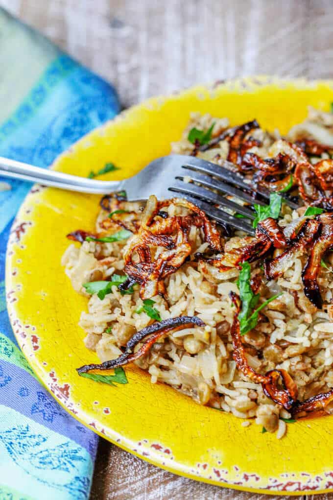 Lebanese Mujadara Recipe – Lentils, Rice & Fried Onions