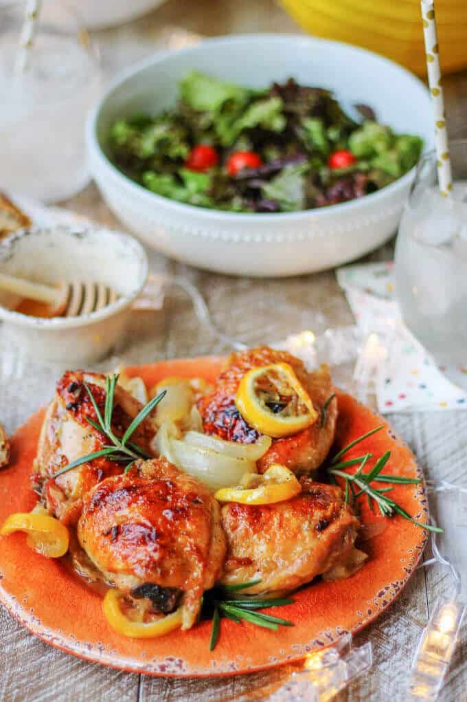  Baked Honey Lemon Chicken with Garlic and Rosemary is a fantastic dish for a date night in. It tastes super delicious, but requires minimal preparation. A win-win situation. #NationalHoneyMonth #SavorGoldenMoments #Ad