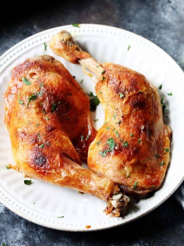 Learn the Secret to Making Juicy Slow Roasted Chicken Legs with Crispy