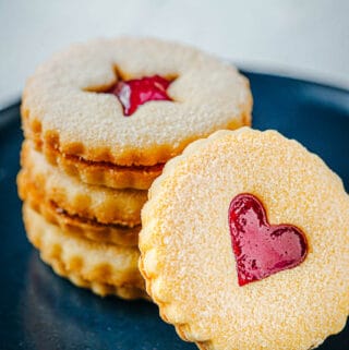 Linzer Cookies on blue plate
