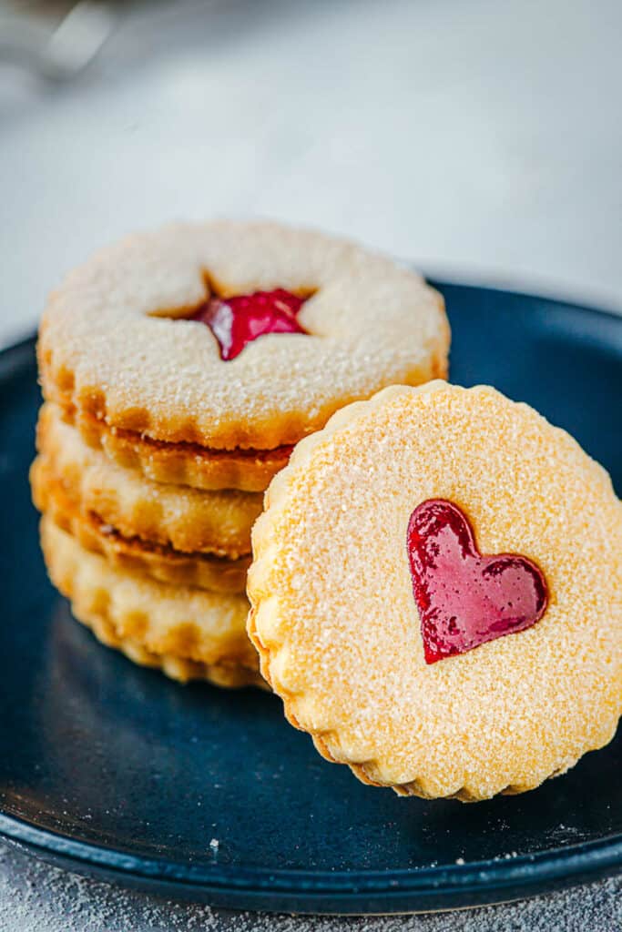 Linzer Cookies on blue plate