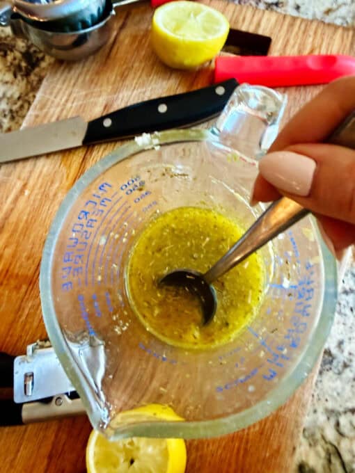 Mixing sauce
